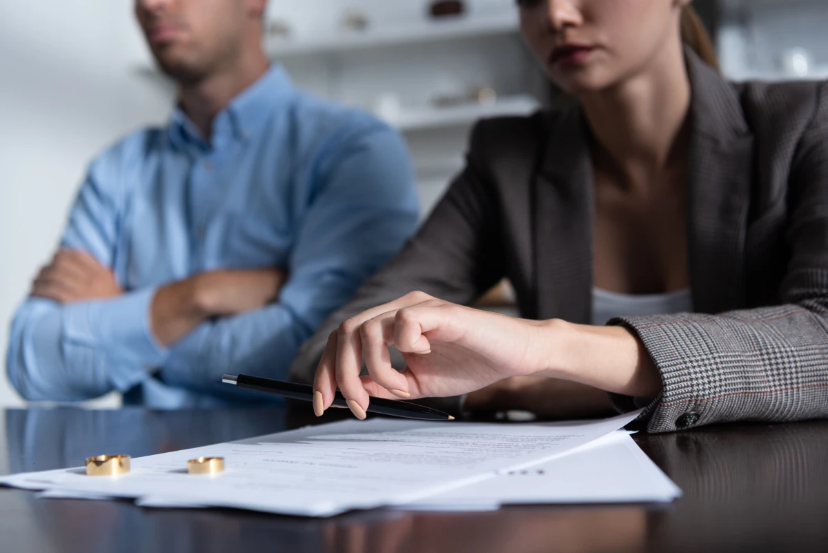 Divorce et biens professionnels : Protégez votre patrimoine en cas de séparation