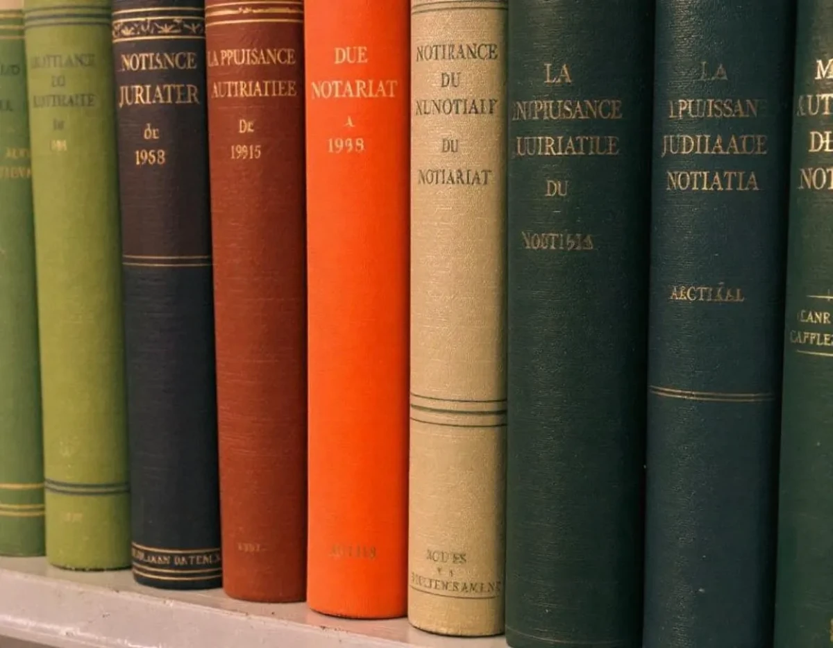 La Puissance Juridique du Notariat : Comprendre l'Essence et les Impacts des Actes Authentiques